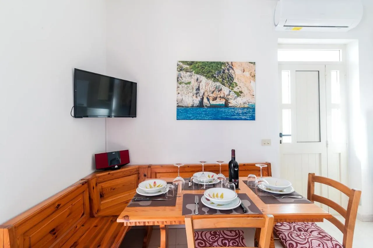 Suite Apartment La Punta Cala Gonone